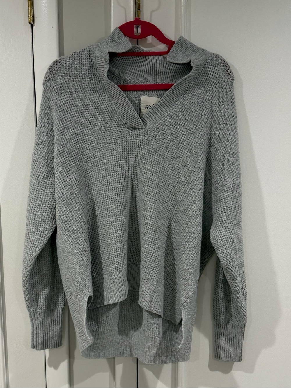 aerie Light Gray V-Neck Waffle Knit Sweater